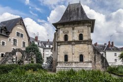 Il padiglione Colas-des-Francs nei giardini pubblici Jacques-Boucher di Orléans, Loiret, Francia.
Costruito attorno al 1552, è monumento storico dal 1889.


