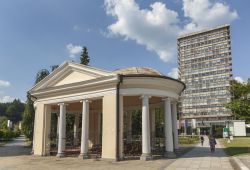 Il Padiglione Tempel alle terme di Rogaska Slatina in Slovenia - © Cortyn / Shutterstock.com