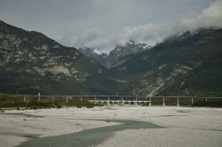 Il paesaggio del Magredi nei pressi di Maniago (Friuli) - © ssstojev/ Shutterstock.com