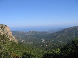 Il paesaggio delle vallate che circondano Conca: siamo nel sud-est della Corsica