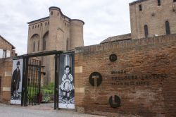 Il Palais de la Berbie ad Albi oggi ospita il Toulouse-Lautrec Museum - © Joaquin Ossorio Castillo / Shutterstock.com