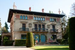 Il palazzo Ajuria Enea a Vitoria Gasteiz, Spagna. Questo elegante edificio ospita il presidente del governo basco dal 1980. Venne costruito nel 1920 su richiesta di Serafin Ajuria, un industriale ...