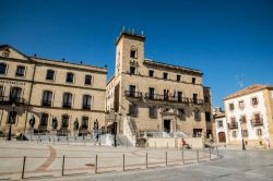 Il palazzo che ospita la Delegacion de Economia y Hacienda de Soria, Spagna - © jcami / Shutterstock.com