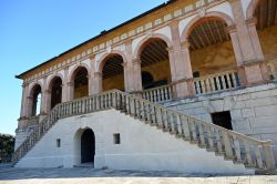 Il Palazzo cinquecentesco di Villa dei Vescovi a Luvigliano di Torreglia in Veneto - Foto di Sonja Vietto Ramus