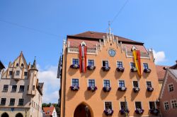 Il Palazzo Municipale di Donauworth, Baviera, Germania. E' uno degli edifici simbolo di questa località situata sulla Strada Romantica che si snoda per circa 460 km. 
