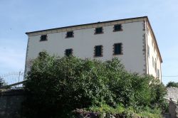 Il Palazzo Piccolomini di Sticciano in Toscana La chiesa di Sant'AntonioAbate agli Olmini a Sticciano (Toscana) - © LigaDue - CC BY 3.0 - Wikipedia
