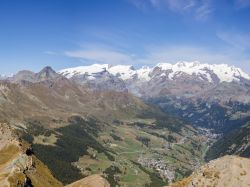 Il panorama dal Monte Zerbion sulla Val d'Ayas