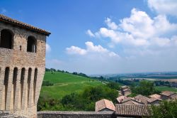 Il panorama dall'alto del Castello di Torrechiara a Langhirano, Emilia-Romagna