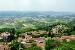 Il panorama del Roero da Guarene in Piemonte