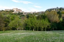 Il parco di Vialla Orsini e la città di Bomarzo nel Lazio