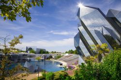 Il parco divertimenti Futuroscope dedicato all'high-tech a Poitiers, Francia - © Oligo22 / Shutterstock.com