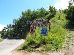 Il Passo dei Mandrioli al confine con la Toscana ...