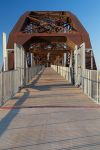 Il ponte del Clinton Presidential Park a Little Rock, Arkansas (USA). Si tratta di un ponte pedonale e ciclistico che collega Little Rock a North Little Rock attraversando il fiume Arkansas.
 ...