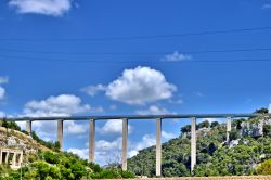 Il ponte Guerrieri a Modica in Sicilia, provincia di Ragusa
