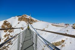 Il ponte sospeso sulle montagne dello ski resort di Bad Gastein, Austria. Un'emozione da non perdere per chi si reca in questi luoghi sui monti Tauri.
