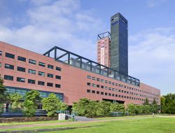 Il quartier generale di Interpolis a Tilburg, Olanda. Si tratta di una delle maggiori compagnie assicuratrici olandesi - © TonyV3112 / Shutterstock.com