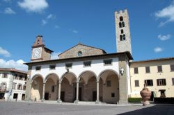 Il Santuario di Impruneta, dedicato a Santa Maria: siamo nell'hinterland di Firenze, in Toscana