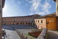 Il seminario di San Miniato Basso, costruito nei primi anni del 18° secolo - © zummolo / Shutterstock.com