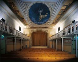 Il Teatro Manzoni a Calenzano - © Lmagnolfi - CC BY-SA 4.0 - Wikipedia