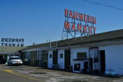 Il Trenton Farmers Market, mercato di frutta e verdura fresca, New Jersey (USA) - © EQRoy / Shutterstock.com