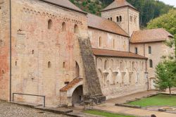 Il villaggio di Romainmotier uno dei borghi della Svizzera nel Canton Vaud