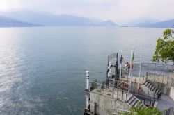 Imbarcadero a Leggiuno presso l'Eremo di Santa Caterina del Sasso, Lago Maggiore - © Joaquin Ossorio Castillo / Shutterstock.com