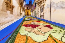 Immagine dall'Infiorata di Noto - © Michele Ponzio / Shutterstock.com