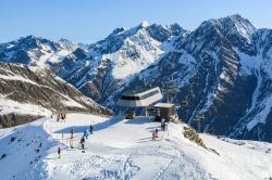 Impianto sciistico nella Valle Pitzaler in Tirolo (Austria), non lontano da Sankt Leonhard im Pitztal