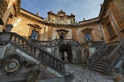 L'Ingresso monumentale di Villa Palagonia, capolavoro barocco di Bagheria