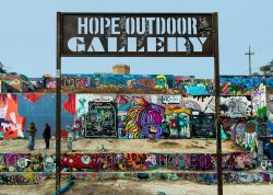 Insegna della Hope Outdoor Gallery (Graffiti Park) a Austin, Texas - © Nagel Photography / Shutterstock.com