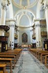 Interno del duomo di Vetralla, provincia di Viterbo, Lazio. L'edificio sacro sorge in piazza Umberto I° di fronte al Palazzo Municipale.
