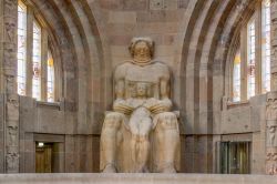 Interno del Monumento alla Battaglia delle Nazioni a Lipsia (Germania) - © travelview / Shutterstock.com