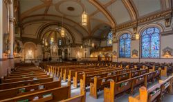 Interno della chiesa cattolica di St. Aloysius nel campus dell'univeristà di Gonzaga, Spokane, Stati Uniti d'America. Questa università privata è retta dai gesuiti. ...