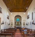 Interno della chiesa di Nossa Senhora dos Remedios a Vila dos Remedios, Fernando de Noronha, Brasile - © Diego Grandi / Shutterstock.com