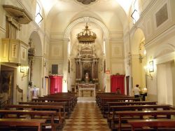 Interno della chiesa di San Pietro a Campagna Lupia