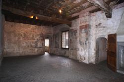 Interno dello storico Castello di Malpaga a Cavernago (Lombardia)