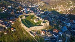 Jajce (Bosnia e Erzegovina), la fortezza fotografata dall'aereo.
