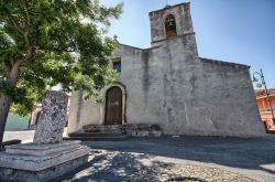 L'antica chiesa di San Giacomo nel centro storico di Monastir in Sardegna