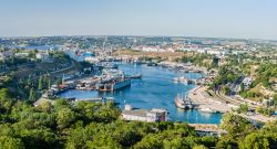 La baia che accoglie il Porto di Sebastopoli in Russia, in Crimea