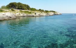 La baia di Porto Badisco in Puglia - © Hydruntum - CC BY-SA 3.0, Wikipedia