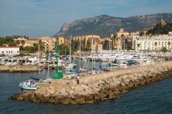 La baia ed il porto di Terracina nel Lazio - Buffy1982 ...