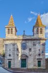 La cappella di San Giorgio nei pressi della cattedrale di Le Puy-en-Velay, Francia.
