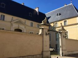 La Casa dei Lupi a Nancy, Francia: venne costruita nel XVIII° secolo da Germain Boffrand. 
