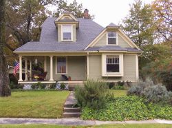 La casa originale appartenuta a Bill e Hillary Clinton a Little Rock, Arkansas (USA) - © Joseph Sohm / Shutterstock.com