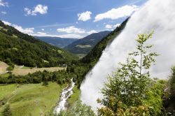 La cascata di Parcines si trova nei dintorni di Rablà: alta 97 metri è una delle più spettacolati dell'Alto Adige. Il percorso per raggiungerla è però ...