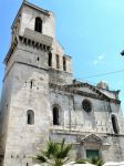 La cattedrale di San Castore a Nimes, Francia: dichiarato monumento storico dal 1906, fu costruito nel XVII° secolo e completato nel XIX° secolo ins tile classico e neogotico.
