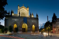La cattedrale di Vitoria Gasteiz by night, Spagna. 
