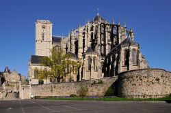 La Cattedrale romanica di Saint Julien a Le Mans, regione della Loira in Francia