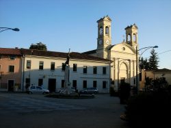 La Chiesa Arcipretale di Casarsa della Delizia - © Paolo Steffan - CC BY-SA 3.0 - Wikipedia