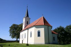 La Chiesa Cattolica di Bernstein nel Burgenland in Austria - © Steindy, CC BY-SA 2.0 de, Wikipedia
